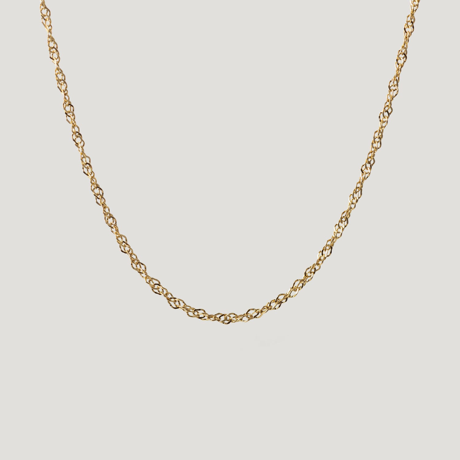Nive Chain Necklace
