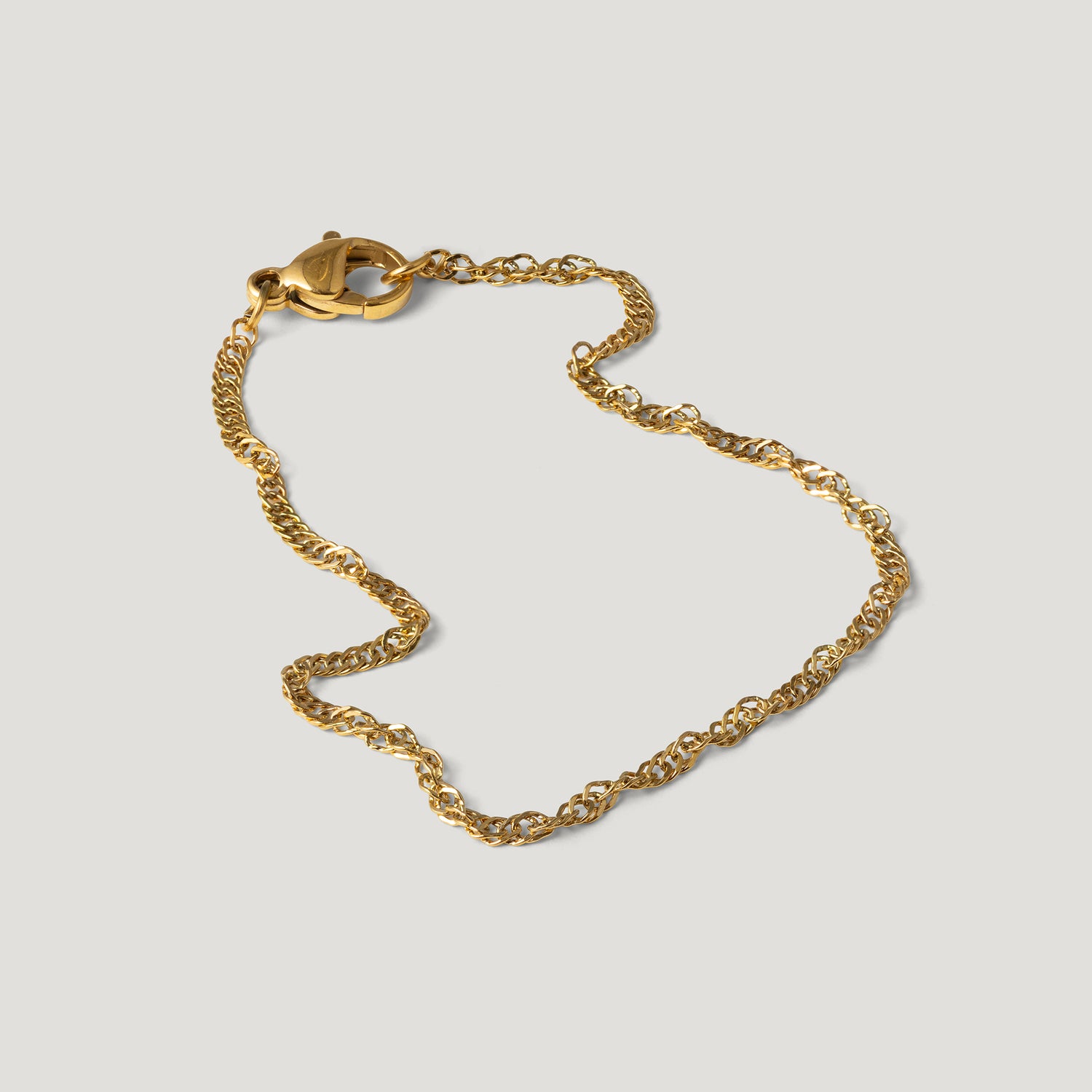 Nive Twist Bracelet